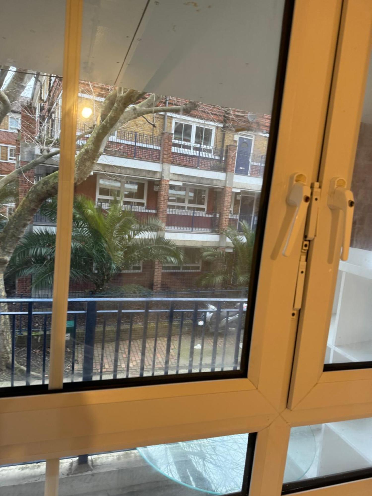 One Bedroom Apartment In Tower Bridge Road ลอนดอน ภายนอก รูปภาพ