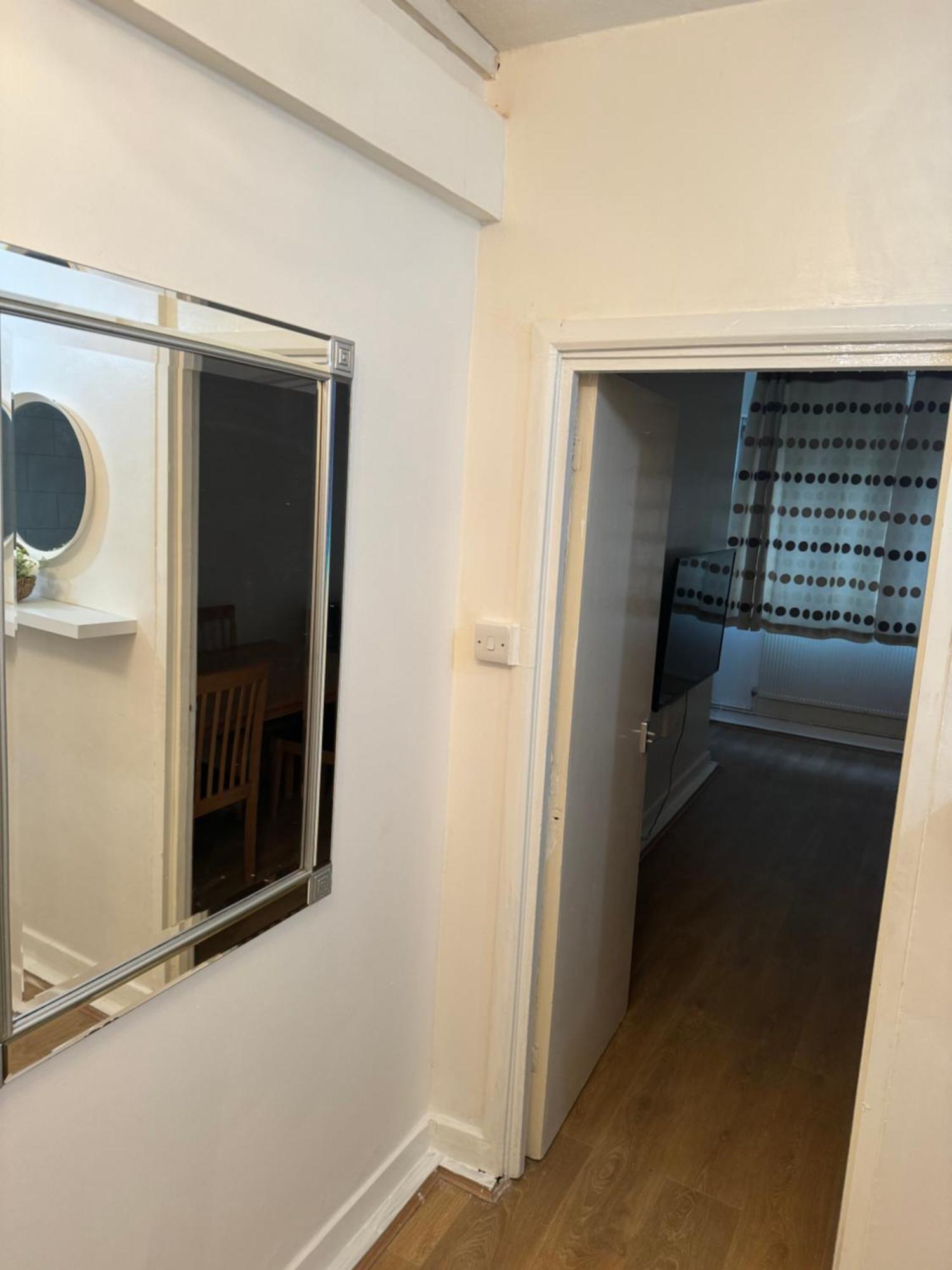 One Bedroom Apartment In Tower Bridge Road ลอนดอน ภายนอก รูปภาพ