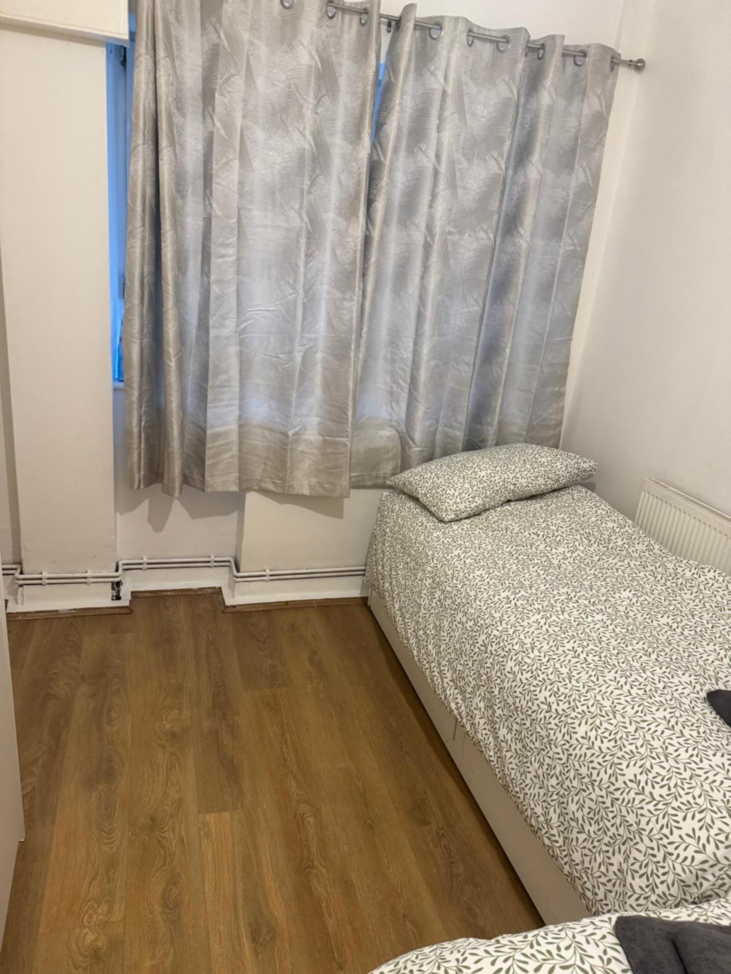 One Bedroom Apartment In Tower Bridge Road ลอนดอน ภายนอก รูปภาพ